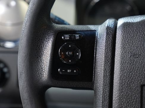 Used 2015 Ford F250 XLT w/ XLT Value Package image 40