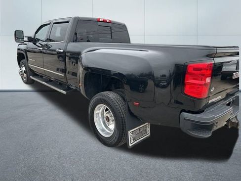 Used 2019 GMC Sierra 3500 Denali w/ Duramax Plus Package image 8