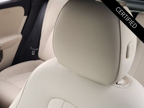 Certified 2026 Mercedes-Benz GLA 250 image 25