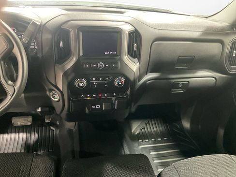 Used 2024 Chevrolet Silverado 1500 W/T w/ Z71 Off-Road Package image 11