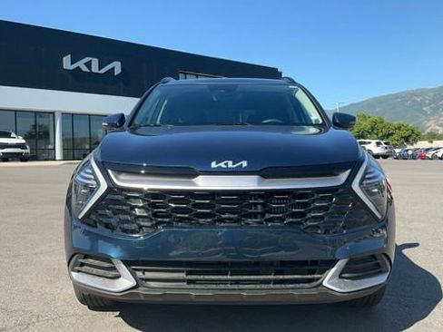 Certified 2025 Kia Sportage EX w/ EX Premium Package image 9