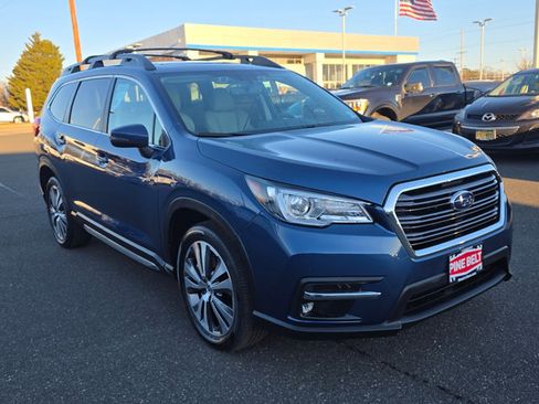 Used 2022 Subaru Ascent Limited w/ Technology Package image 9