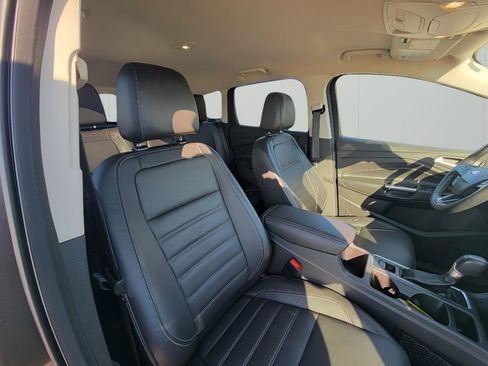 Used 2017 Ford Escape Titanium image 30