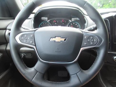 Used 2023 Chevrolet Traverse LT w/ LT Premium Package AWD/4WD image 24