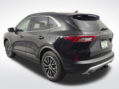 Used 2024 Ford Escape Base w/ PHEV Premium Package image 5