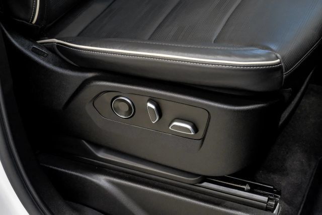 Used 2023 Cadillac Escalade Sport RWD image 50