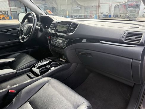 Used 2020 Honda Pilot Elite image 31