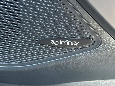 Used 2017 Hyundai Santa Fe SE Ultimate image 21