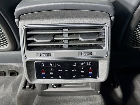 Used 2023 Audi SQ8 Prestige w/ Prestige Package image 27