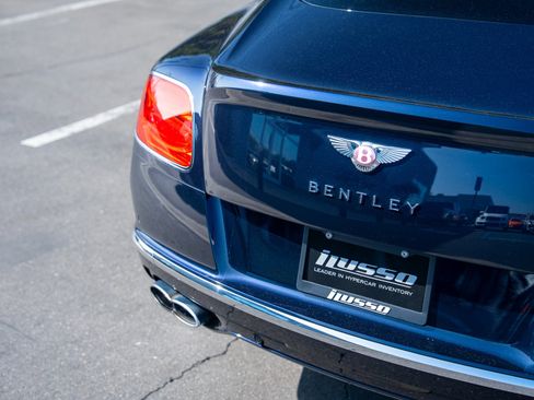 Used 2016 Bentley Continental GT image 26