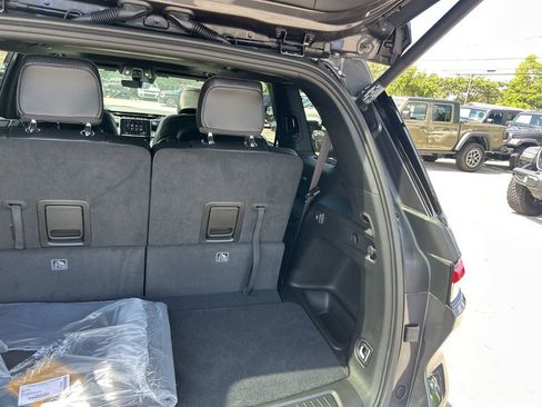 New 2025 Jeep Grand Cherokee L Altitude image 31