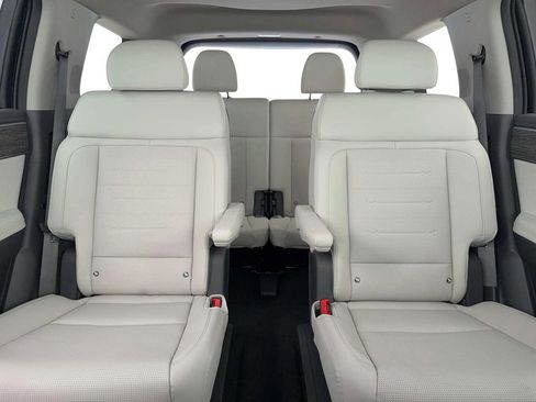 New 2026 Hyundai Santa Fe Limited FWD image 16