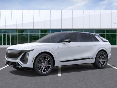 New 2026 Cadillac Lyriq V image 2