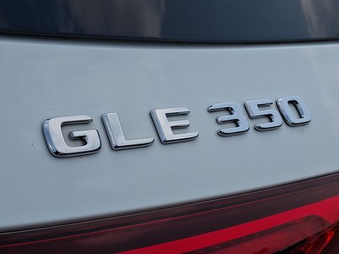 Used 2020 Mercedes-Benz GLE 350 4MATIC image 34