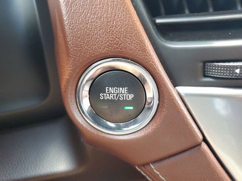 Used 2018 Chevrolet Tahoe Premier RWD image 24