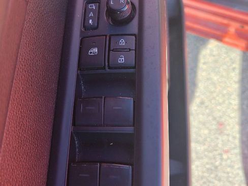 Used 2024 Toyota Tundra Limited image 10