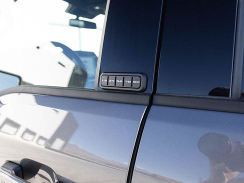 Used 2025 Ford F150 Lariat AWD/4WD image 15