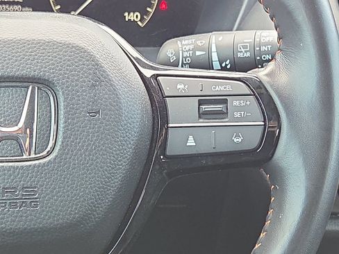Used 2025 Honda HR-V Sport image 25