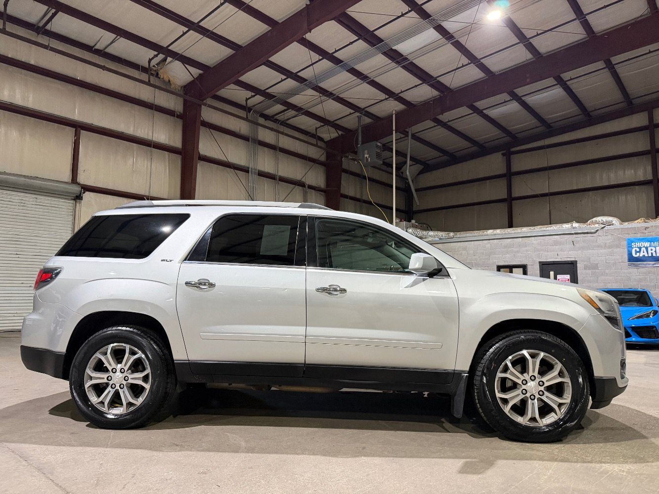 Used 2015 GMC Acadia SLT w/ Open Road Package FWD image 4