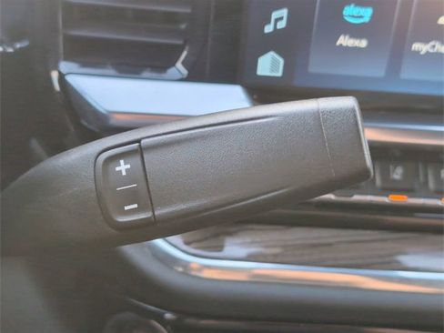 Used 2024 Chevrolet Silverado 2500 LT image 15