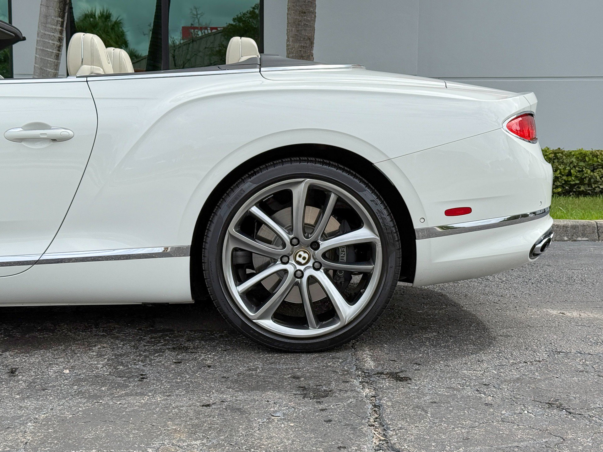Used 2020 Bentley Continental GT AWD/4WD image 22