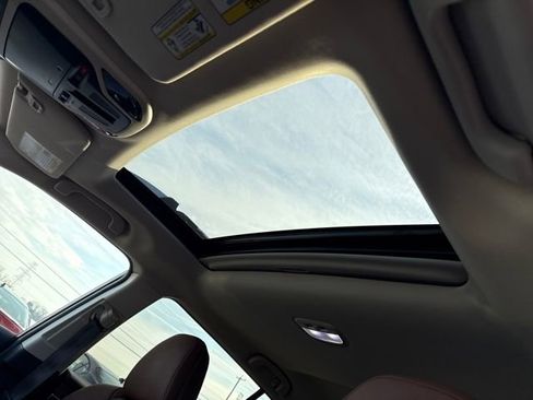 Used 2023 Subaru Outback Touring image 24