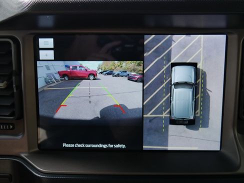 Used 2022 Ford Bronco Outer Banks image 18