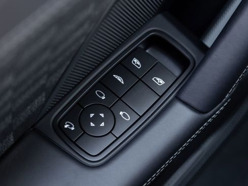 New 2026 Porsche 911 GTS image 21