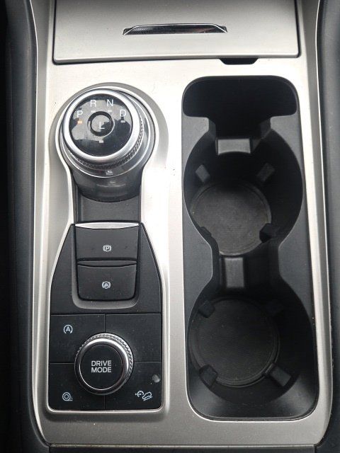 Used 2023 Ford Explorer XLT AWD/4WD image 37