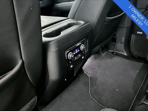 Used 2024 Chevrolet Tahoe LT w/ Luxury Package image 30