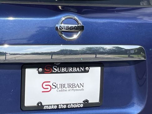 Used 2017 Nissan Pathfinder SL w/ SL Premium Package AWD/4WD image 42
