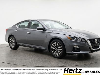 Used 2025 Nissan Altima 2.5 SV