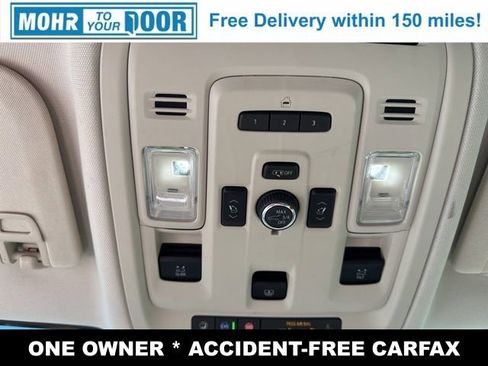 Used 2021 GMC Yukon Denali w/ Denali Premium Package image 23