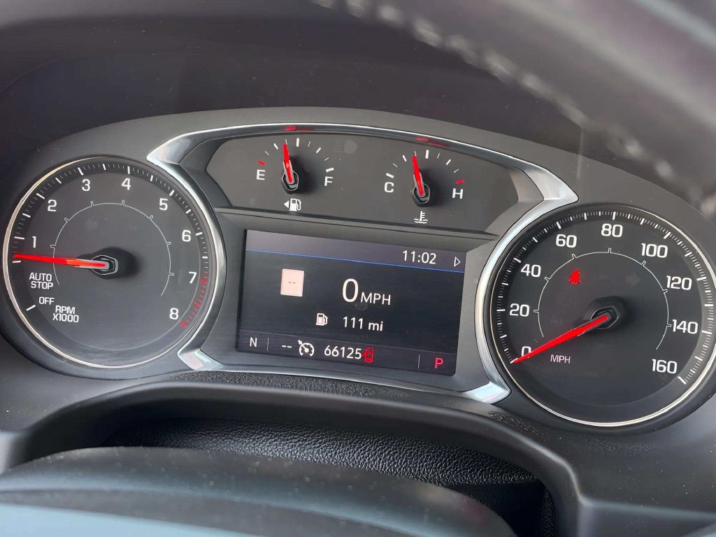 Used 2020 GMC Acadia SLT FWD image 25