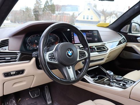 Used 2019 BMW X7 xDrive50i w/ Dynamic Handling Package AWD/4WD image 11