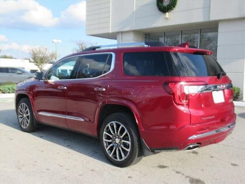 Used 2020 GMC Acadia Denali w/ Technology Package image 4