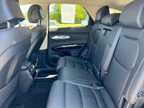 Used 2025 Genesis GV70 2.5T image 5