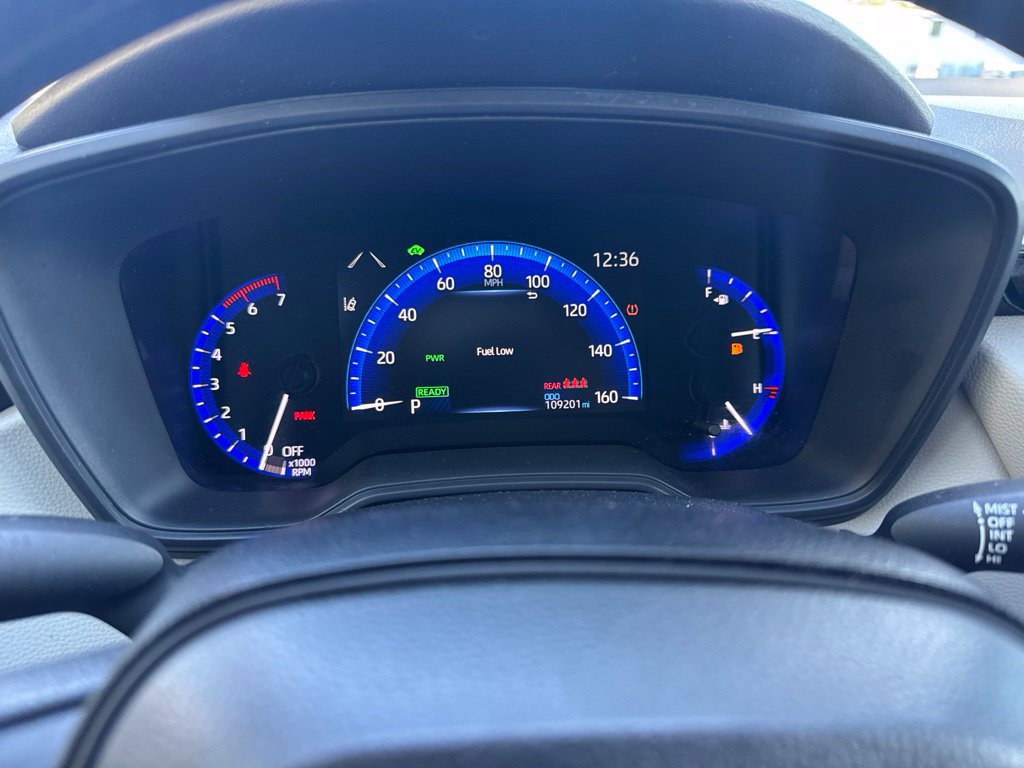 Used 2020 Toyota Corolla LE FWD image 16