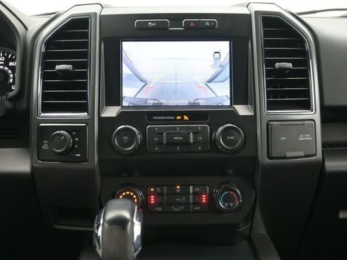 Used 2019 Ford F150 XLT w/ Equipment Group 302A Luxury image 19