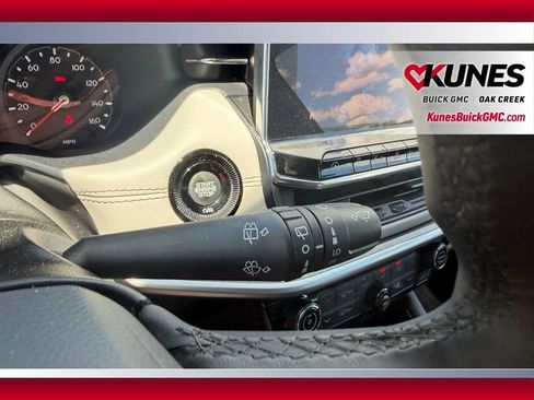 Used 2025 Jeep Compass Limited AWD/4WD image 17