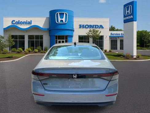 Used 2025 Honda Accord SE image 5