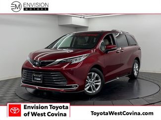 Used 2026 Toyota Sienna Limited FWD 360° Tour