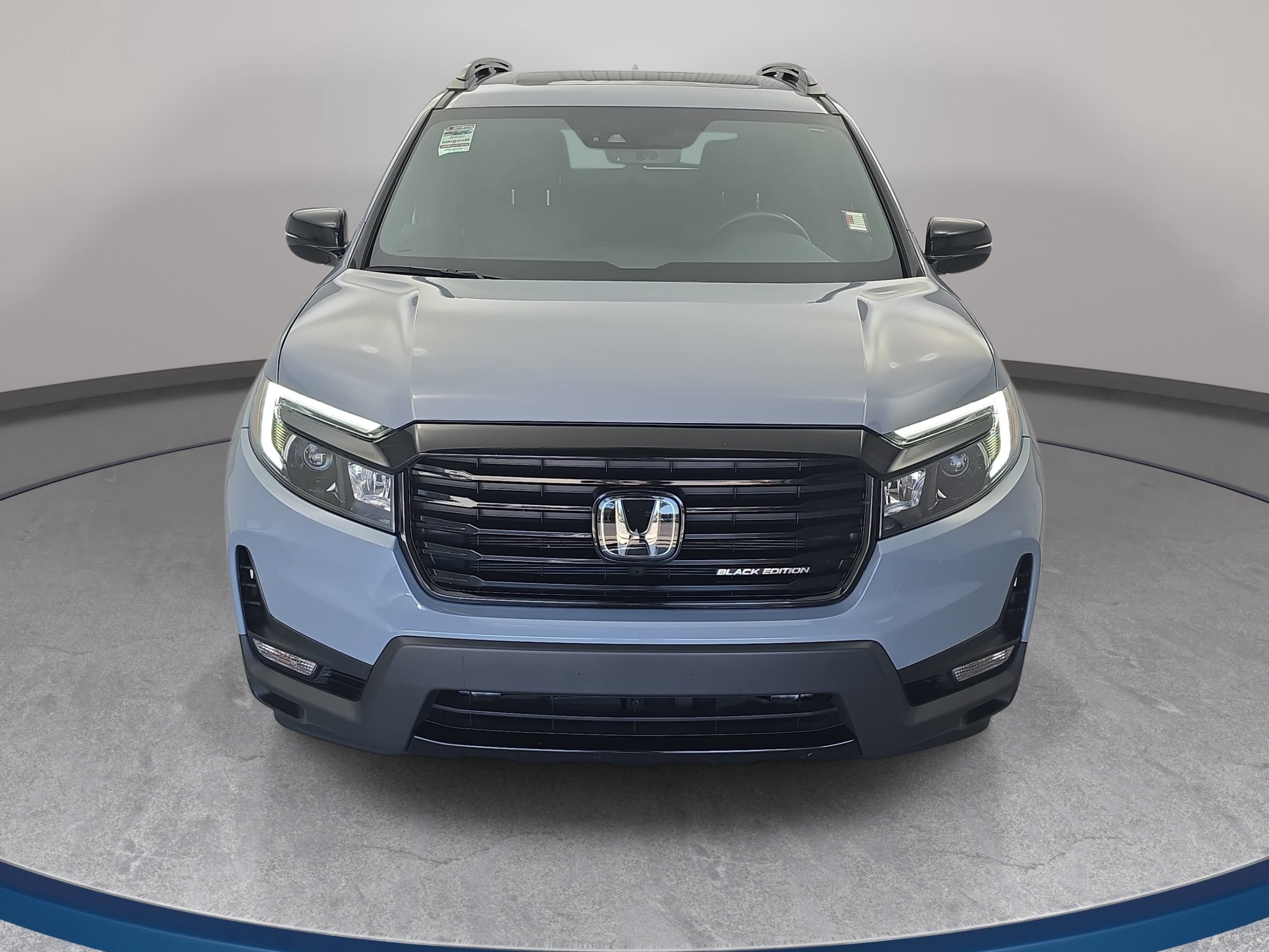 Used 2024 Honda Passport Black Edition image 2