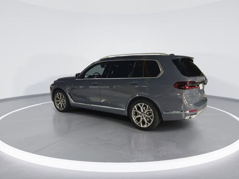 New 2026 BMW X7 xDrive40i image 6