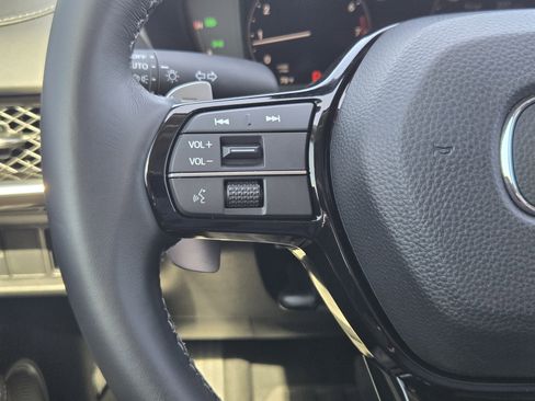 Used 2025 Acura ADX AWD image 36