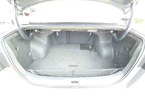 Used 2020 Nissan Altima 2.5 SR w/ Premium Package FWD image 24