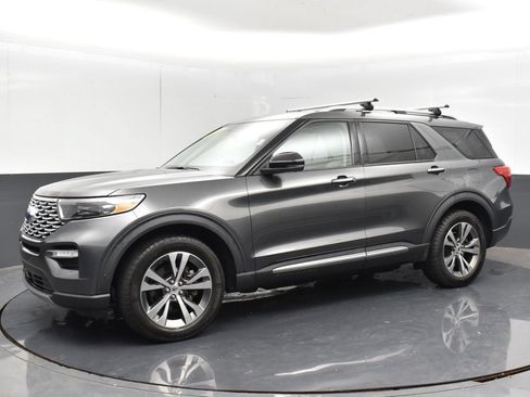 Used 2020 Ford Explorer Platinum w/ Premium Technology Package AWD/4WD image 14