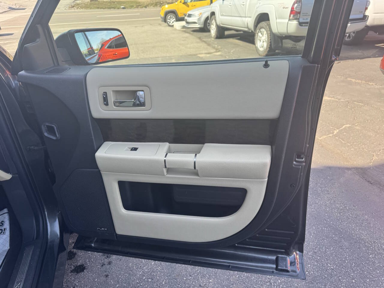 Used 2016 Ford Flex Limited AWD/4WD image 27