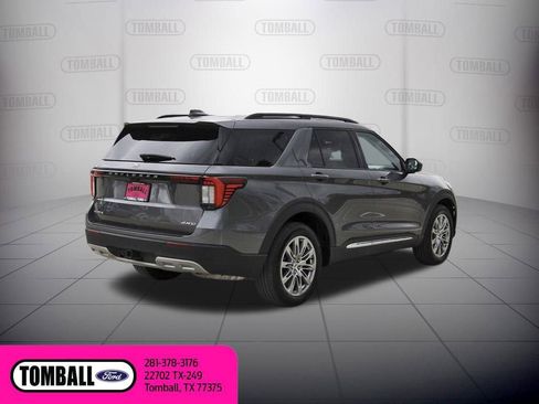 Used 2025 Ford Explorer Active w/ Active Comfort Package image 7