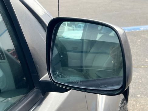 Used 2017 Nissan Frontier SV image 13